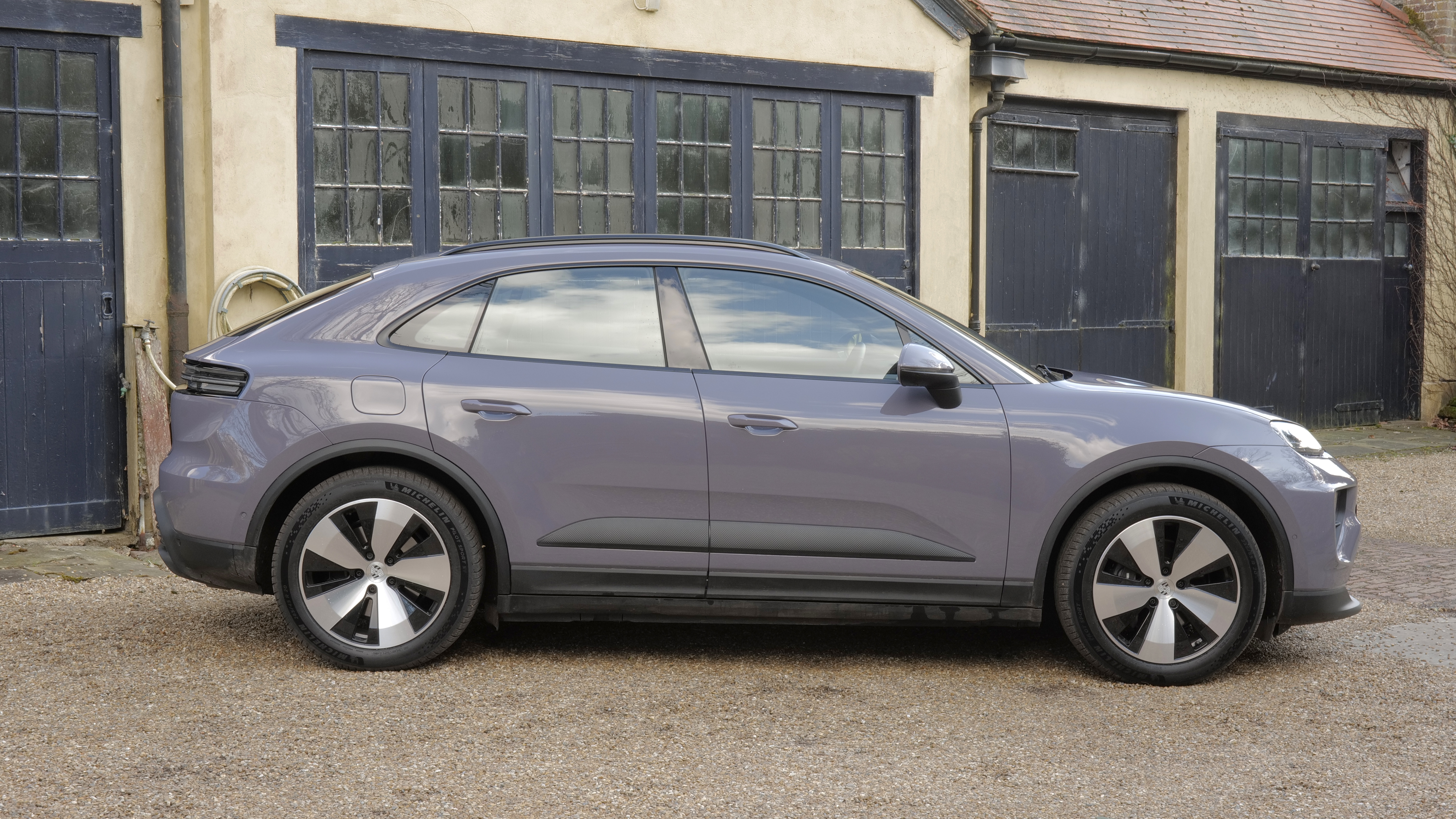 PORSCHE MACAN ELECTRIC ESTATE 470kW Turbo 100kWh 5dr Auto